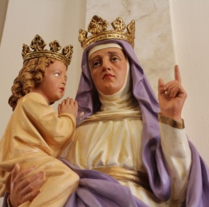 St Paul's Madonna statue detail